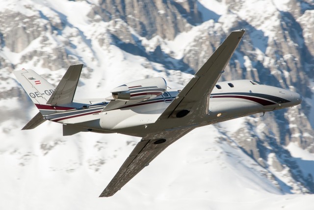 ABC_Bedarfsflug_Cessna_560XL_Citation_XLS_taking_off_from_Innsbruck_Airport.jpg